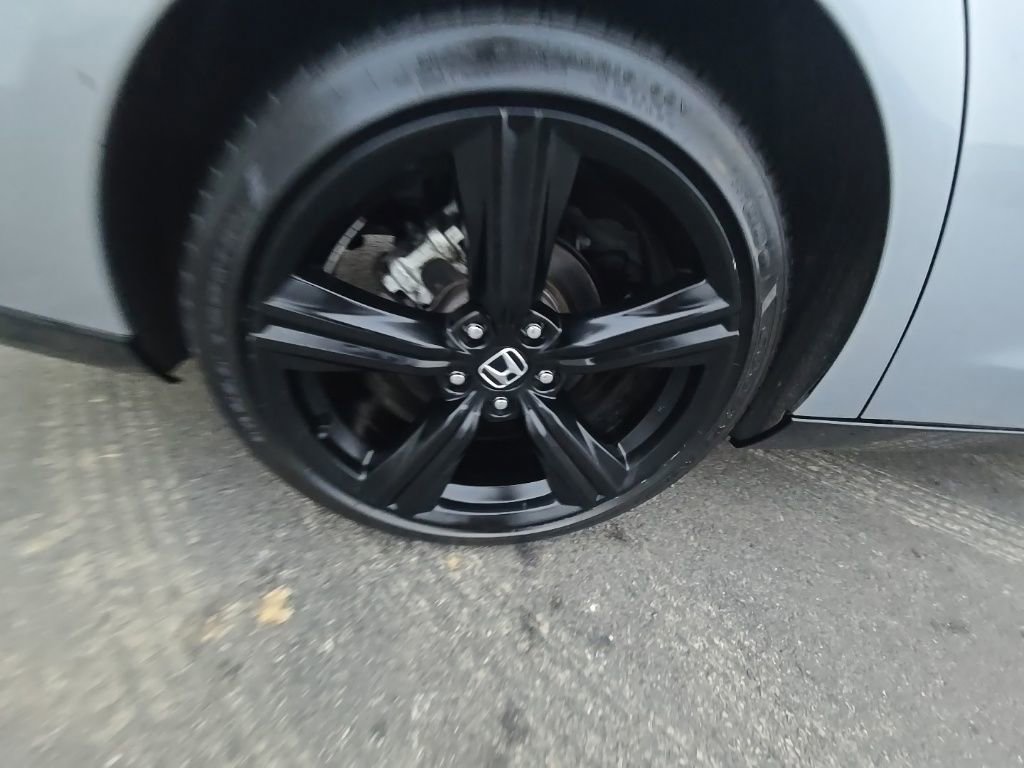 Certified 2025 Honda Accord Sport image 10