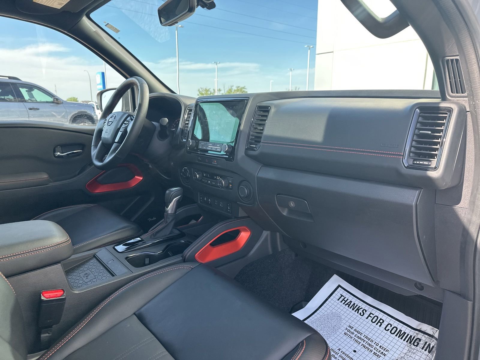 Used 2024 Nissan Frontier PRO-4X w/ Pro Premium Package AWD/4WD image 31