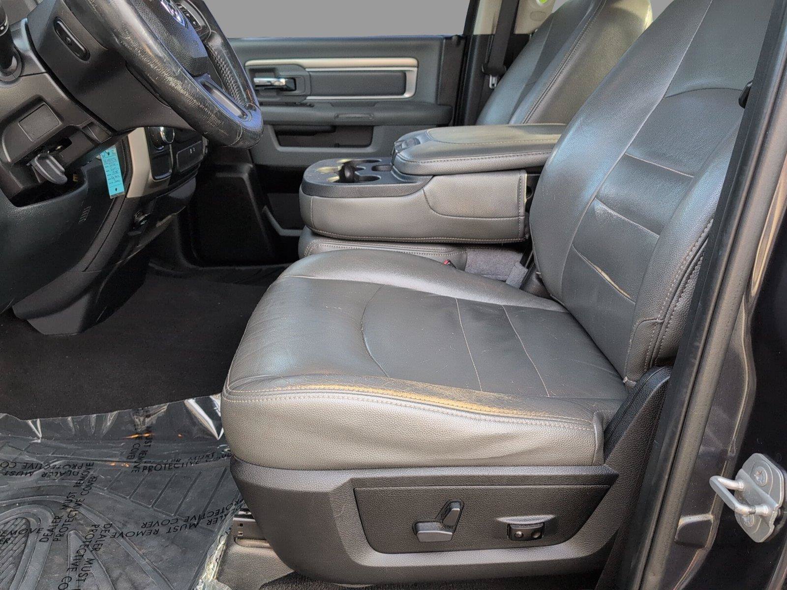 Used 2016 RAM 1500 Big Horn RWD image 3