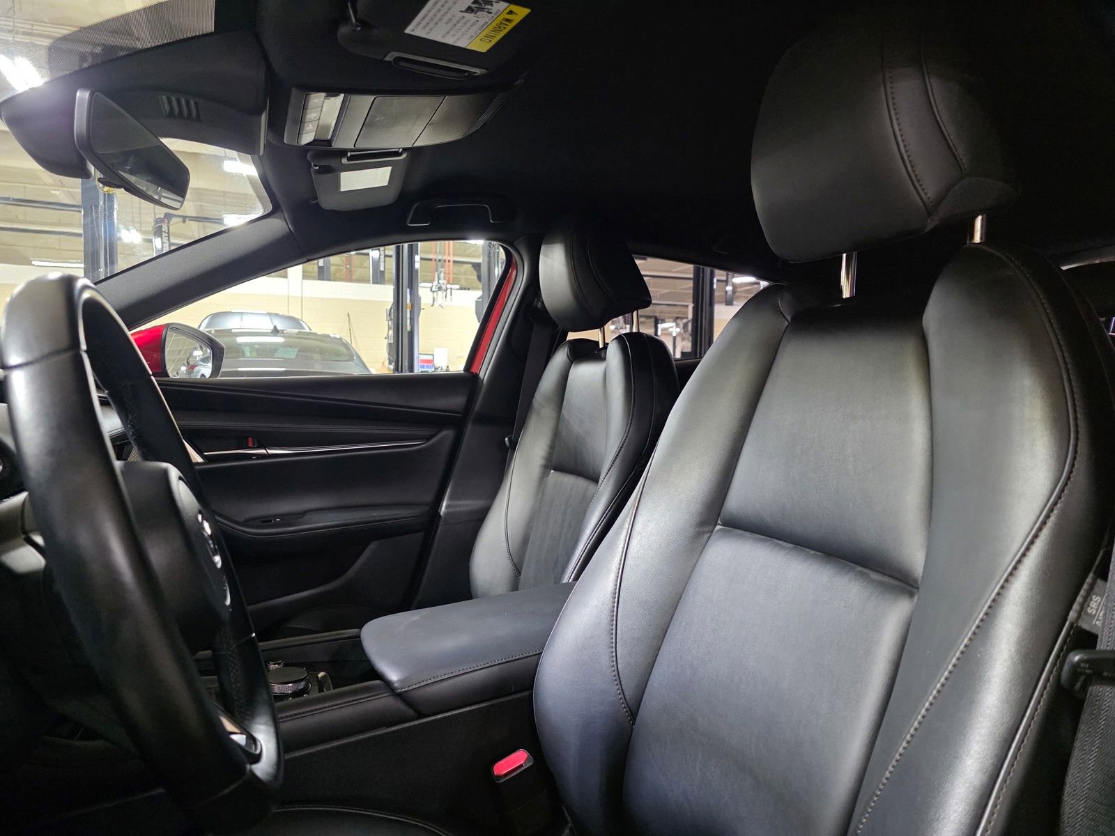 Used 2020 MAZDA MAZDA3 Hatchback w/ Preferred Package FWD image 23