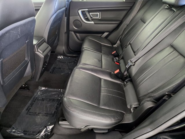 Used 2019 Land Rover Discovery Sport HSE AWD/4WD image 5