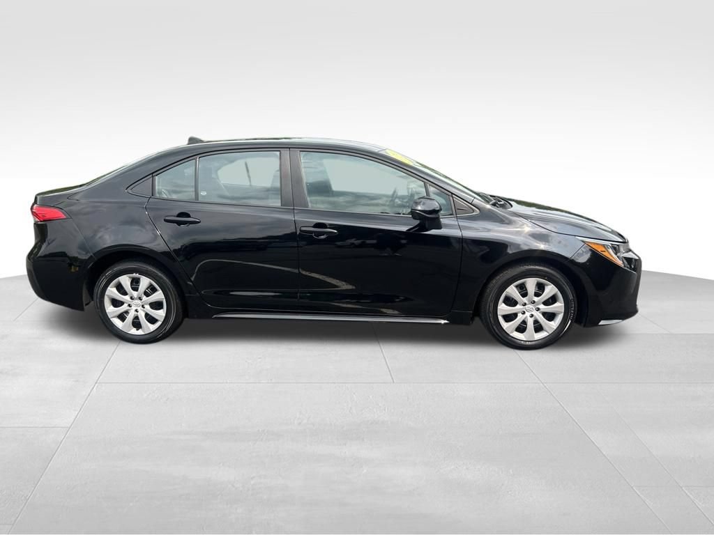 Certified 2024 Toyota Corolla LE FWD image 6