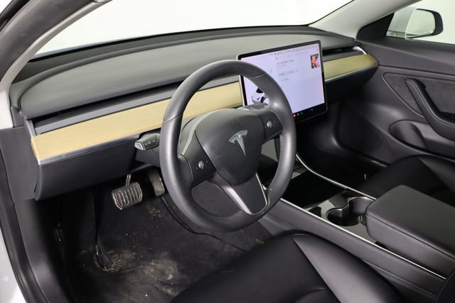 Used 2020 Tesla Model 3 Long Range AWD/4WD image 17