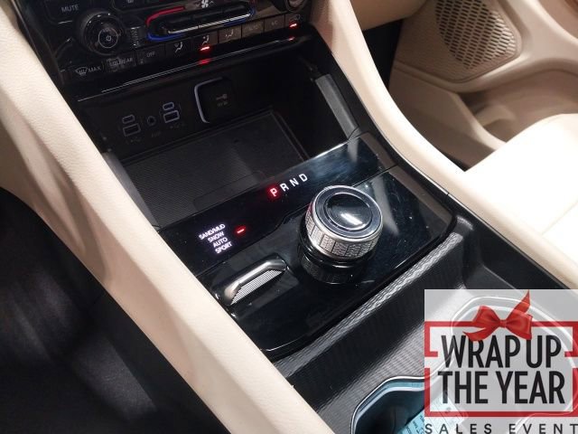 Used 2023 Jeep Grand Cherokee Limited w/ Luxury Tech Group II image 19