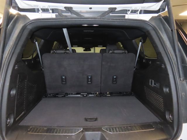 Used 2024 Chevrolet Suburban Premier image 21
