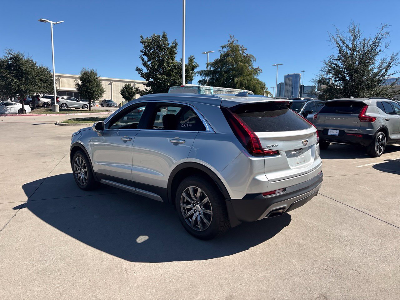 Used 2019 Cadillac XT4 Premium Luxury FWD image 7