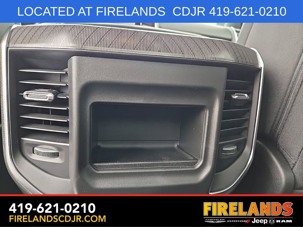 New 2026 RAM 1500 4x4 Crew Cab image 26