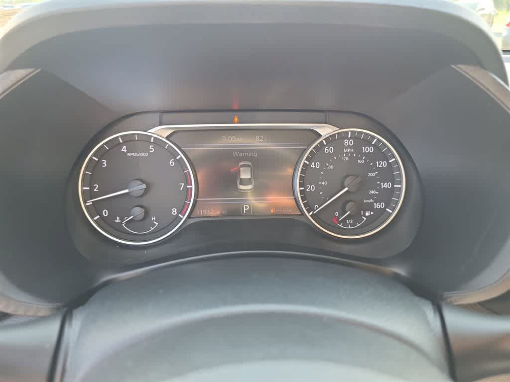 Used 2023 Nissan Sentra SR w/ Midnight Edition Package FWD image 19