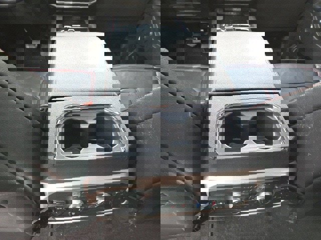 Used 2024 Ford Expedition Limited image 83