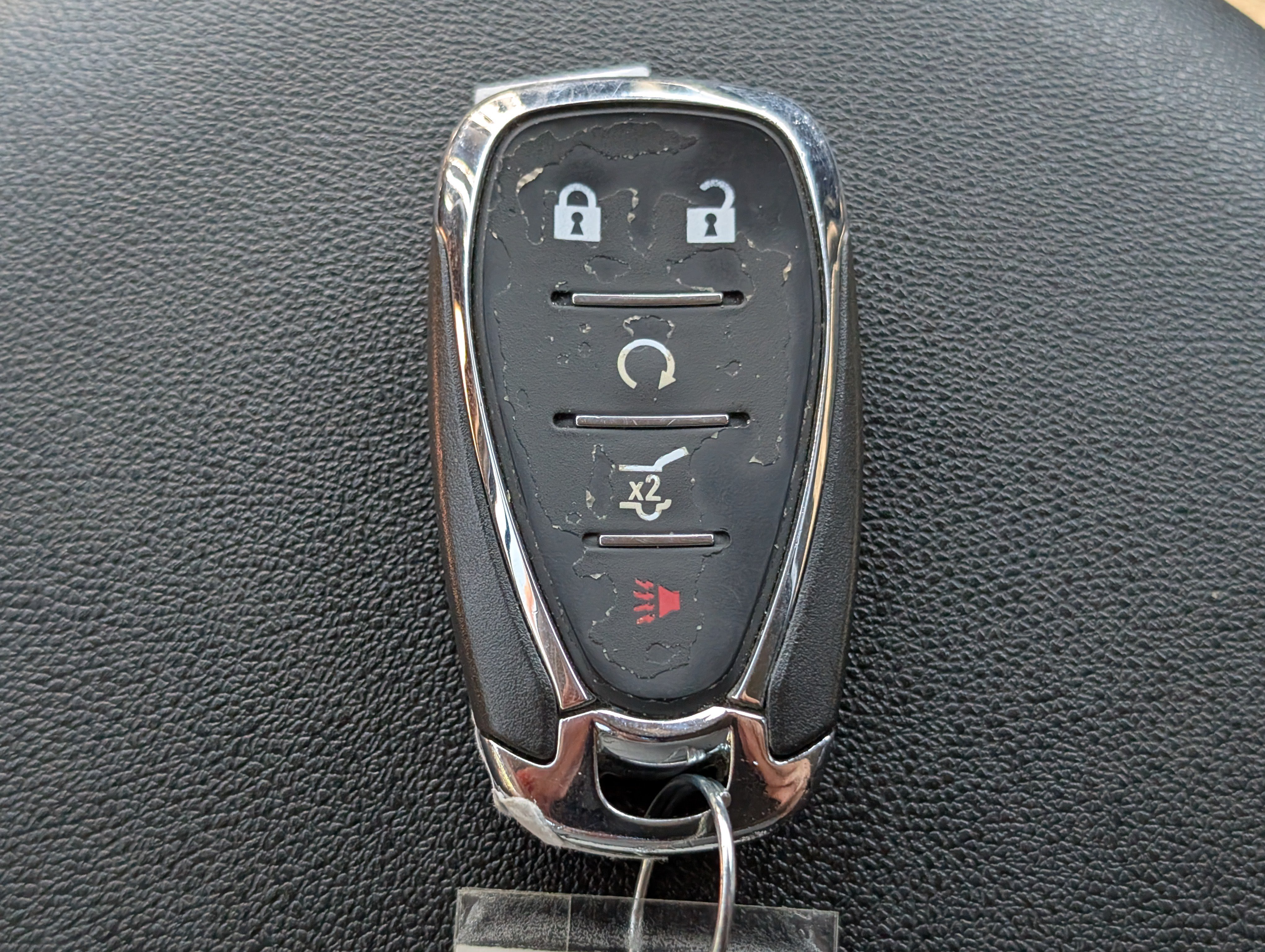 Used 2024 Chevrolet Equinox LT FWD image 29