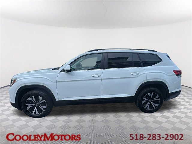Used 2025 Volkswagen Atlas SE