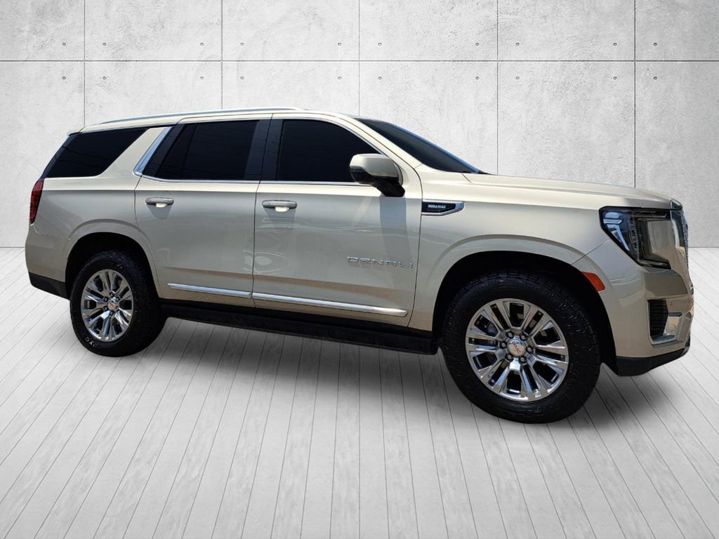 Used 2023 GMC Yukon Denali RWD image 2