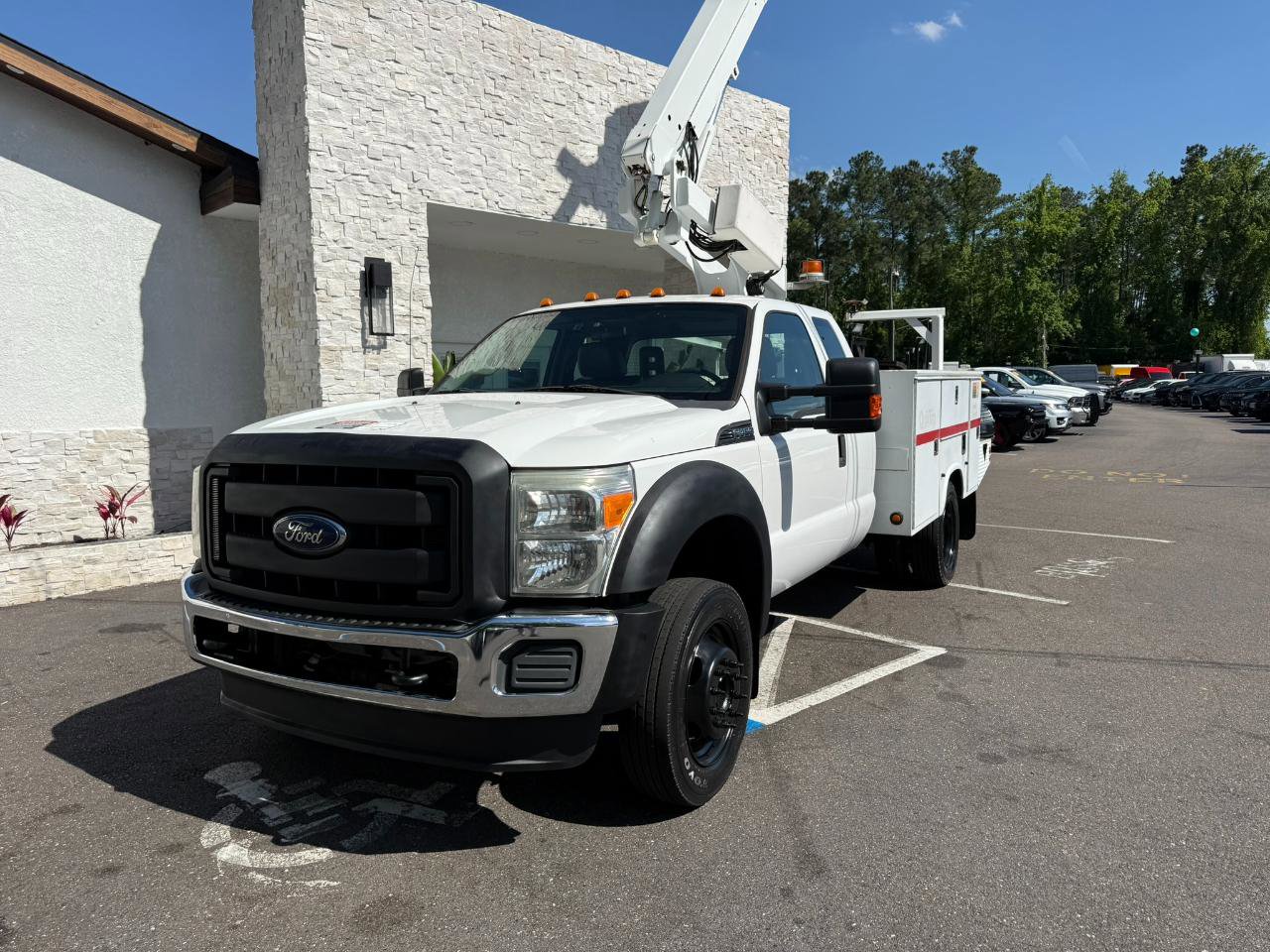Used 2014 Ford F450 XL w/ Power Equipment Group image 17