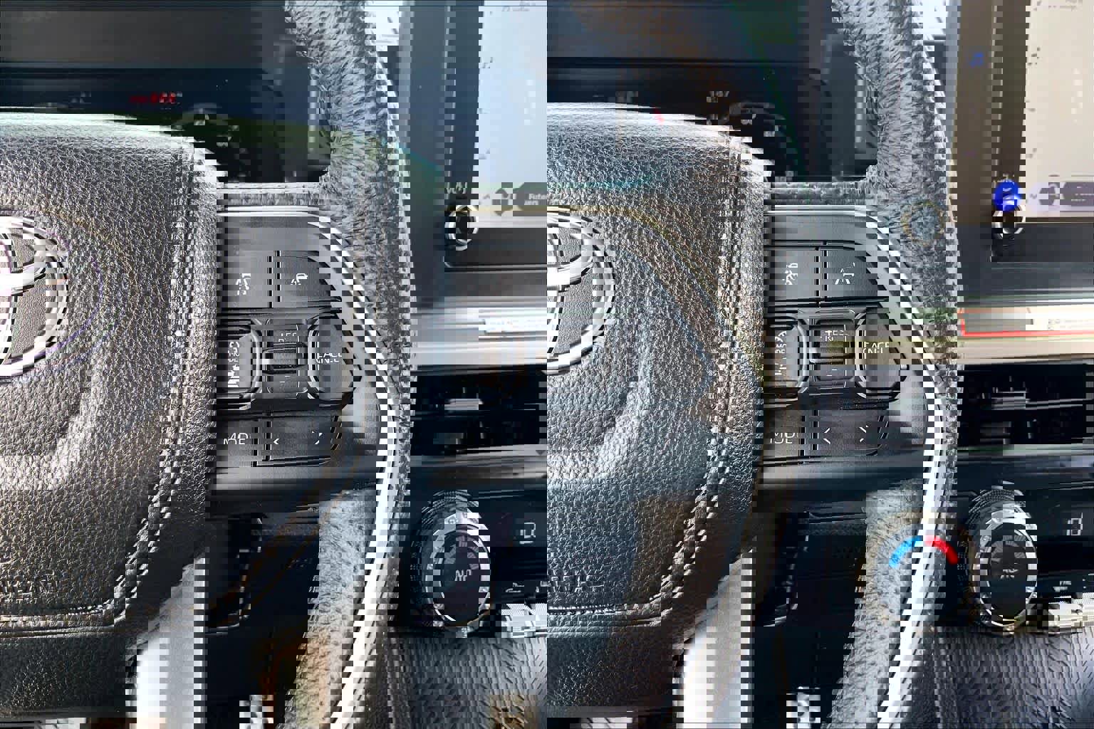 Used 2025 Toyota Tacoma TRD Sport image 24