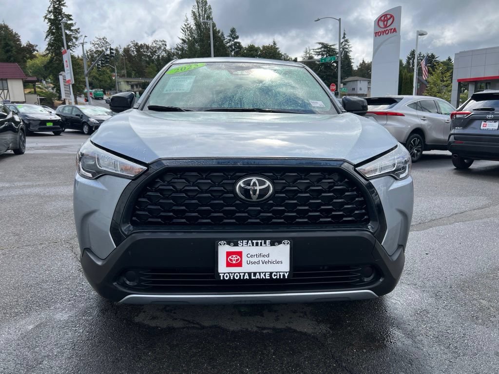 Certified 2025 Toyota Corolla Cross L AWD/4WD image 2