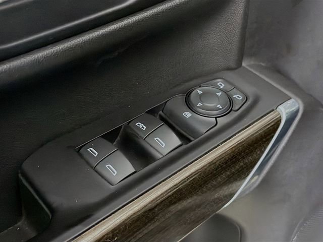 Used 2019 Chevrolet Silverado 1500 LT w/ Texas Edition AWD/4WD image 18