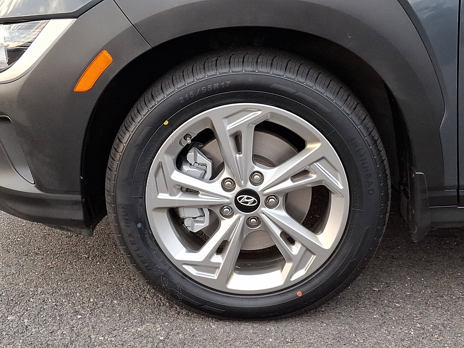 Certified 2022 Hyundai Kona SEL w/ Cargo Package AWD/4WD image 8