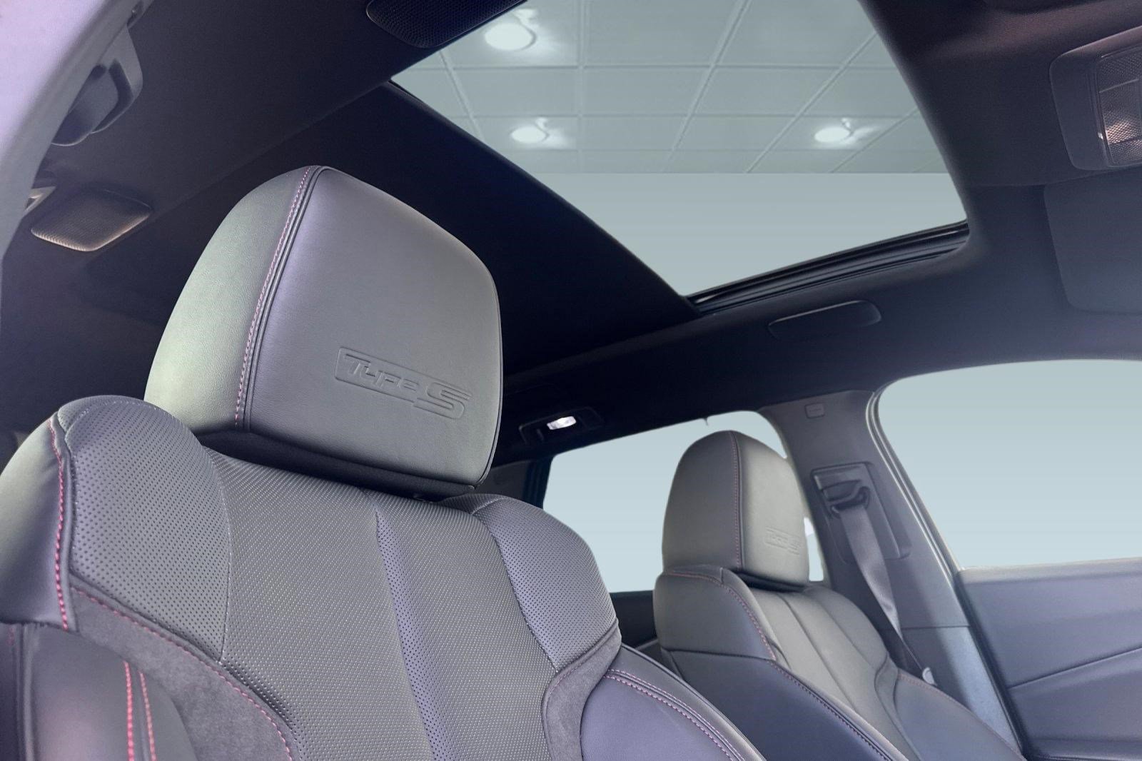 Used 2024 Acura ZDX Type S image 15