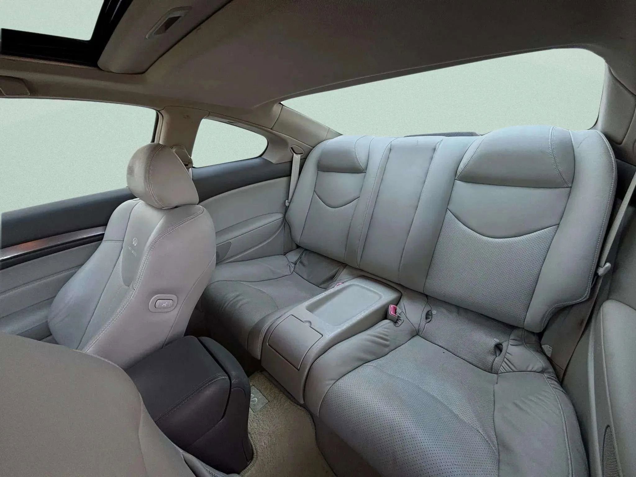 Used 2012 INFINITI G37 x Coupe w/ Premium Pkg image 16