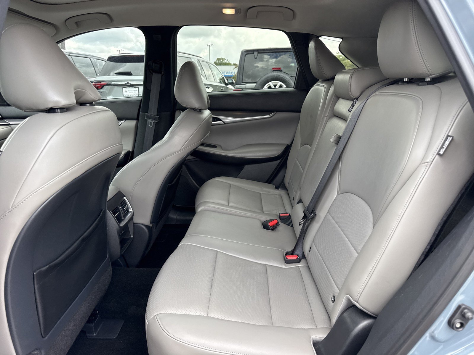 Used 2023 INFINITI QX50 Luxe FWD image 14