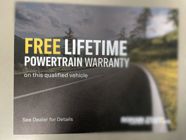 Used 2025 Ford Maverick XLT w/ Black Appearance Package image 27