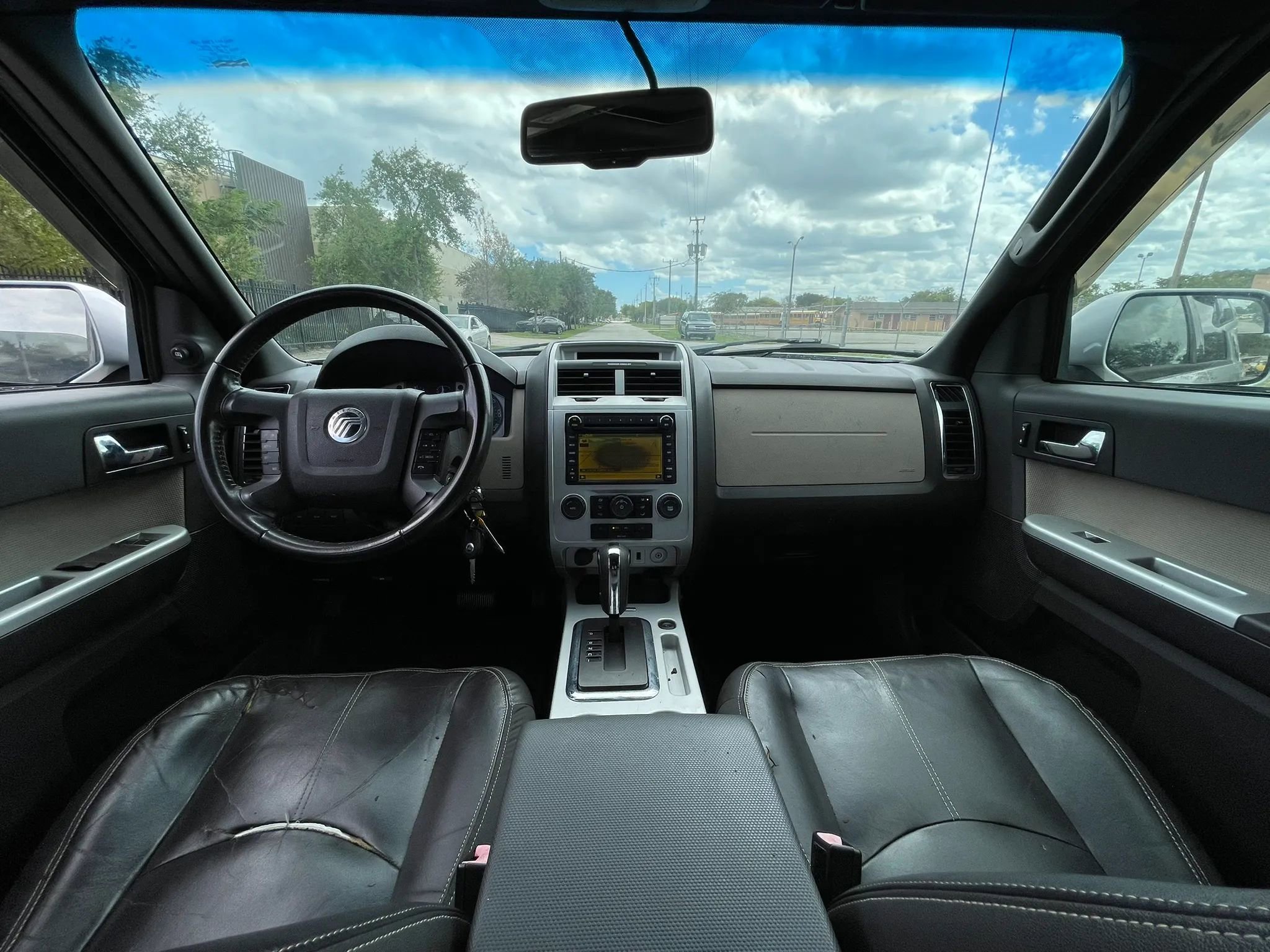 Used 2010 Mercury Mariner Premier image 15