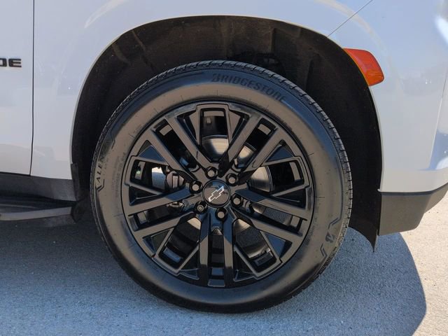 Used 2023 Chevrolet Tahoe LT w/ Luxury Package image 12