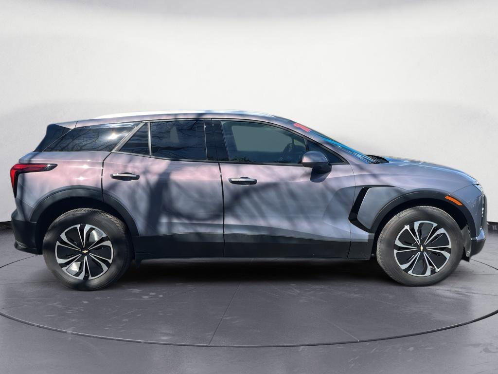 Used 2024 Chevrolet Blazer EV LT image 4