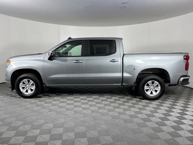 Used 2025 Chevrolet Silverado 1500 LT RWD image 7