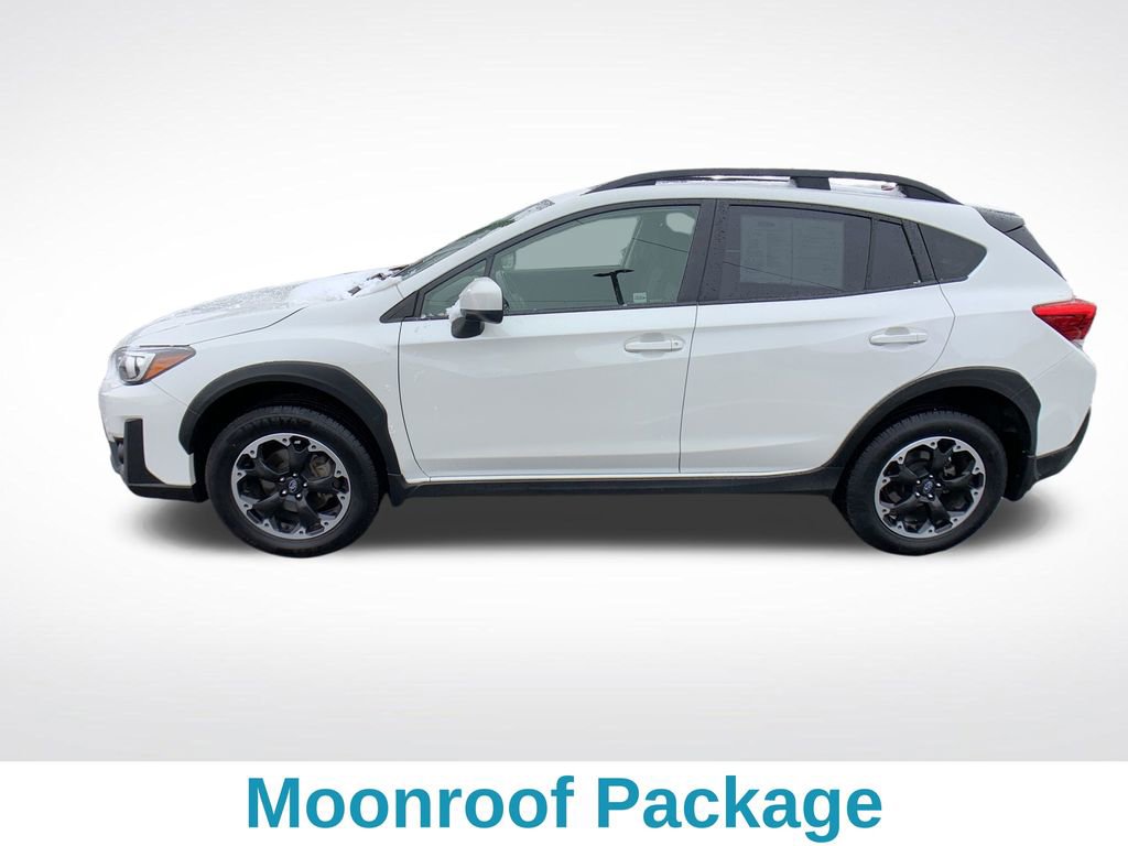 Used 2022 Subaru Crosstrek 2.0i Premium w/ Moonroof Package image 2