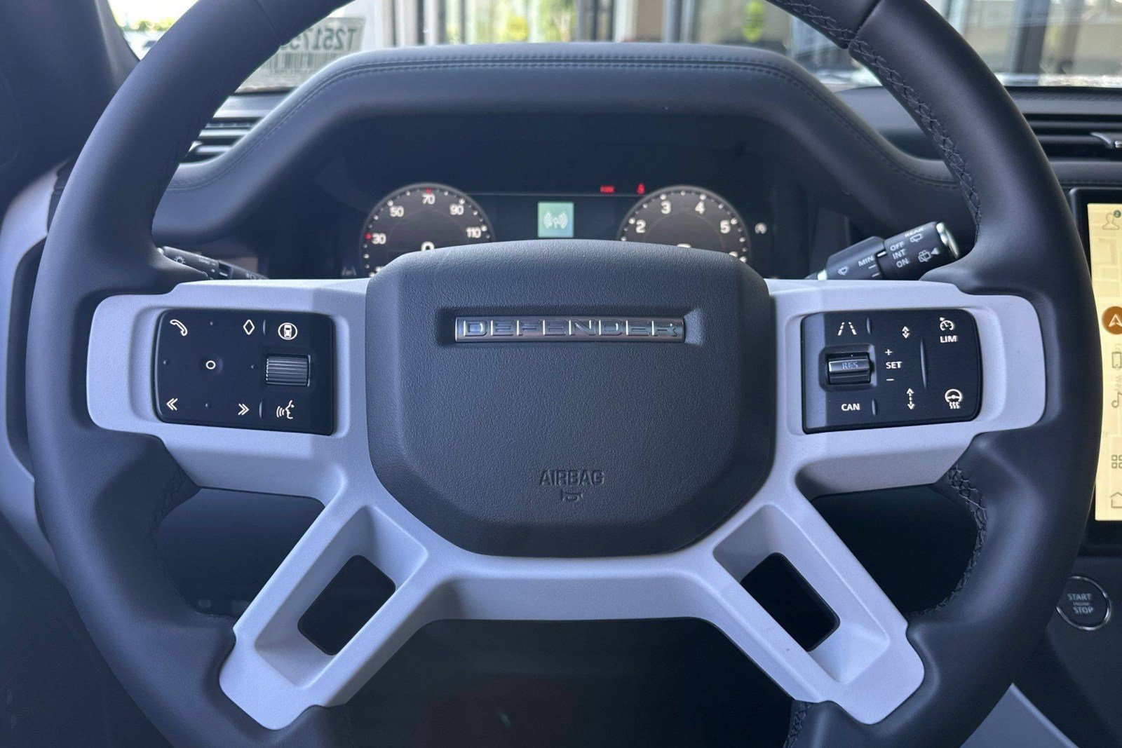 New 2026 Land Rover Defender 130 X-Dynamic SE AWD/4WD image 26