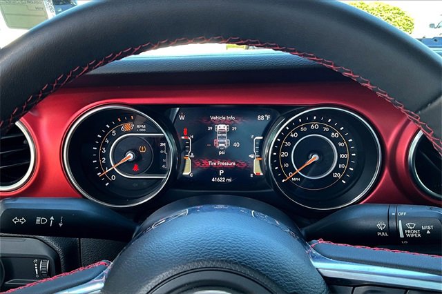 Used 2023 Jeep Wrangler Rubicon image 22