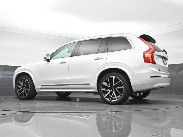 Used 2024 Volvo XC90 B5 Plus w/ Protection Package Premier AWD/4WD image 39