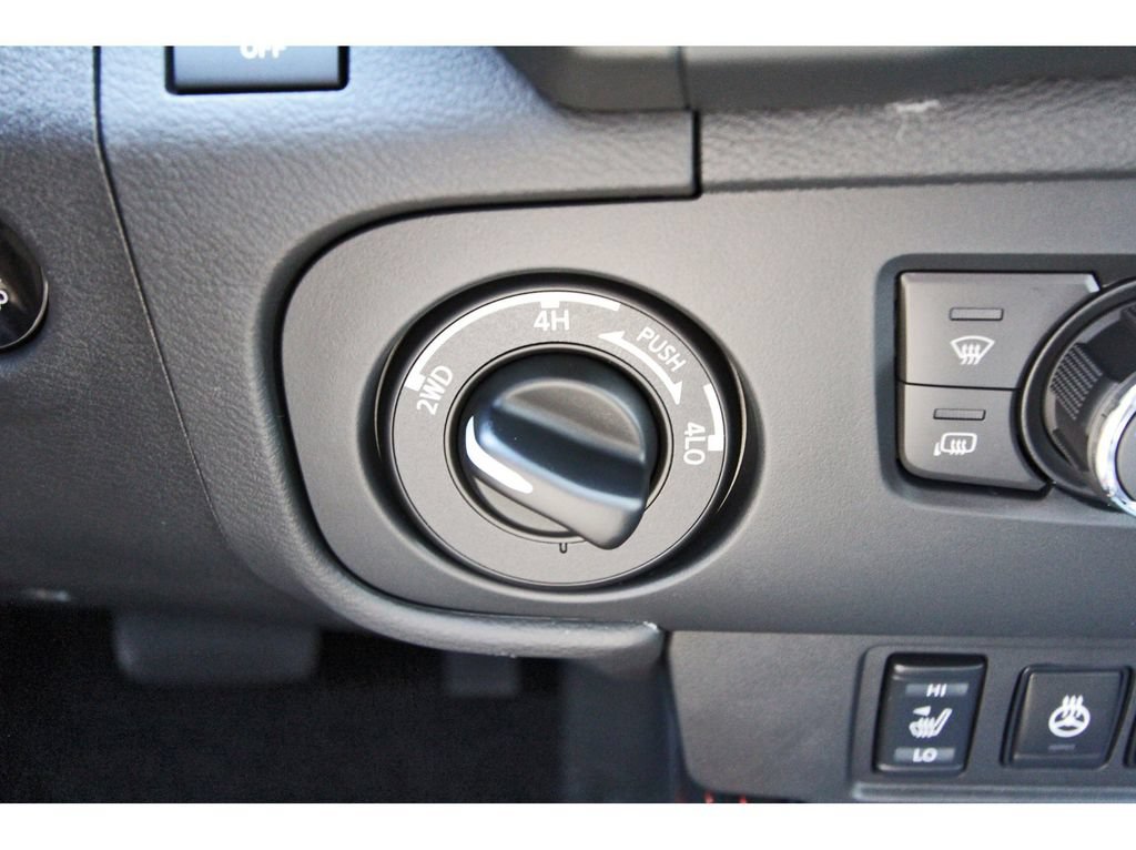 New 2026 Nissan Frontier PRO-4X w/ Pro-4x Convenience Package AWD/4WD image 26