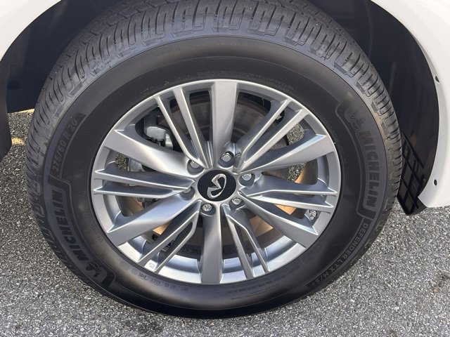 Certified 2024 INFINITI QX80 Luxe image 33