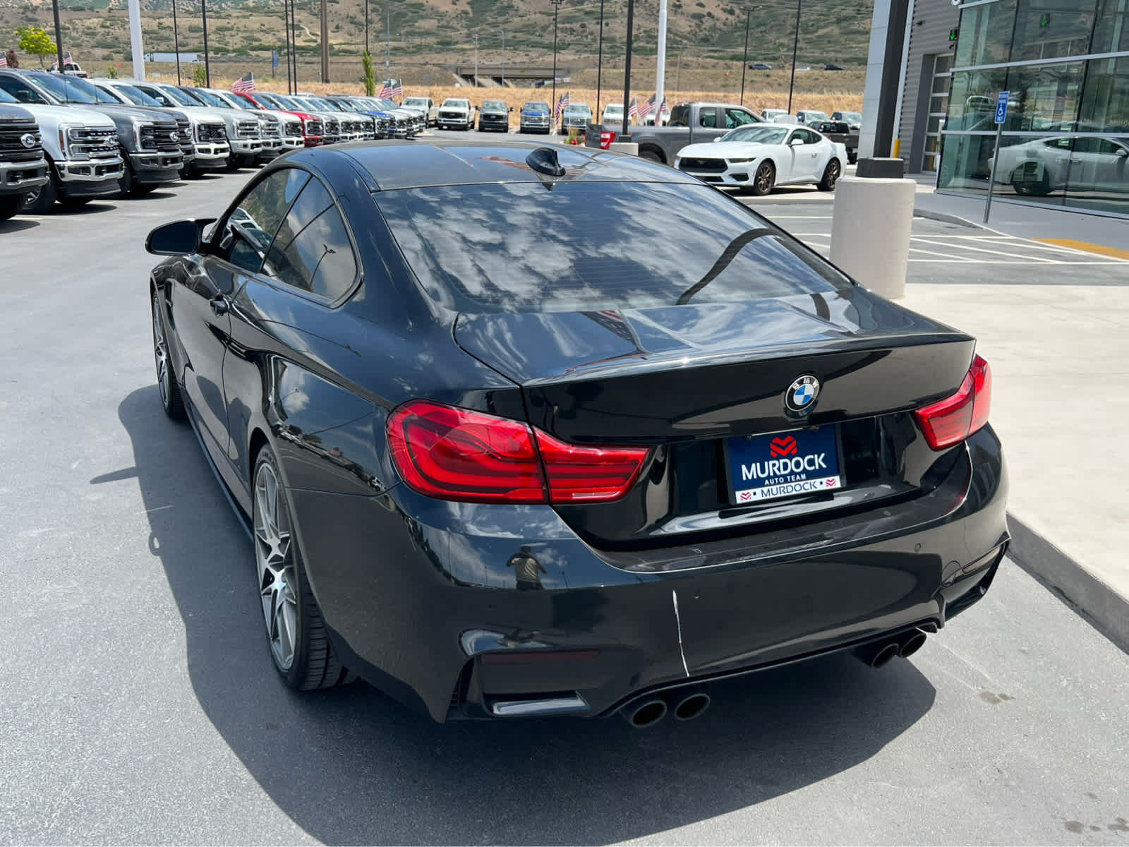 Used 2019 BMW M4 Coupe w/ Competition Package RWD image 10