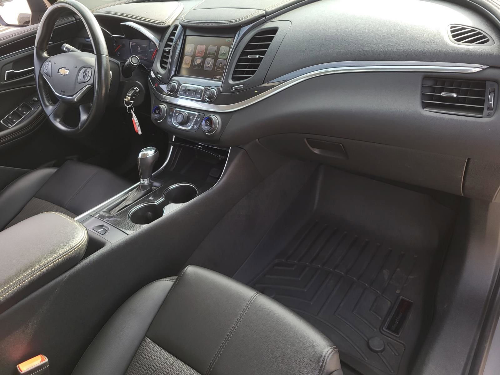 Used 2017 Chevrolet Impala LT image 8