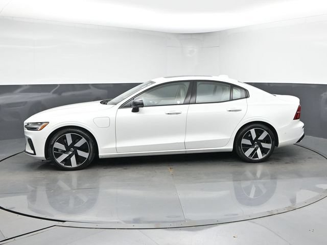 Used 2024 Volvo S60 T8 Plus w/ Protection Package Premier AWD/4WD image 4