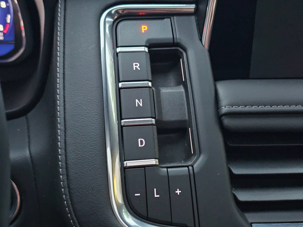 Used 2023 Chevrolet Tahoe Z71 w/ Z71 Off-Road Package AWD/4WD image 37
