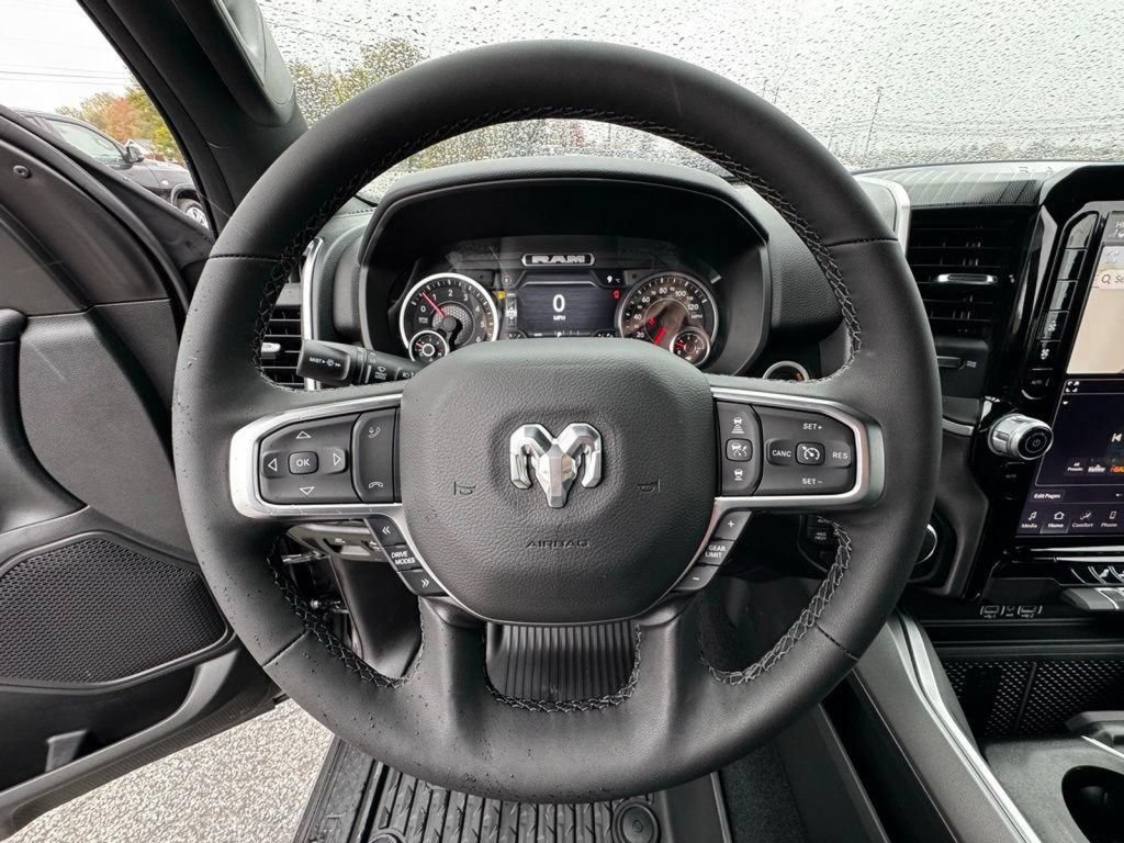 New 2026 RAM 1500 Big Horn AWD/4WD image 19