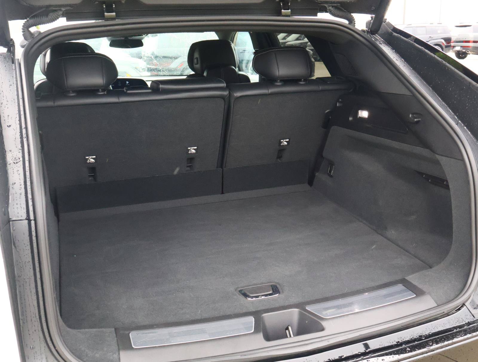 Certified 2024 Cadillac Lyriq Sport w/ LPO, Floor Liner Package AWD/4WD image 25