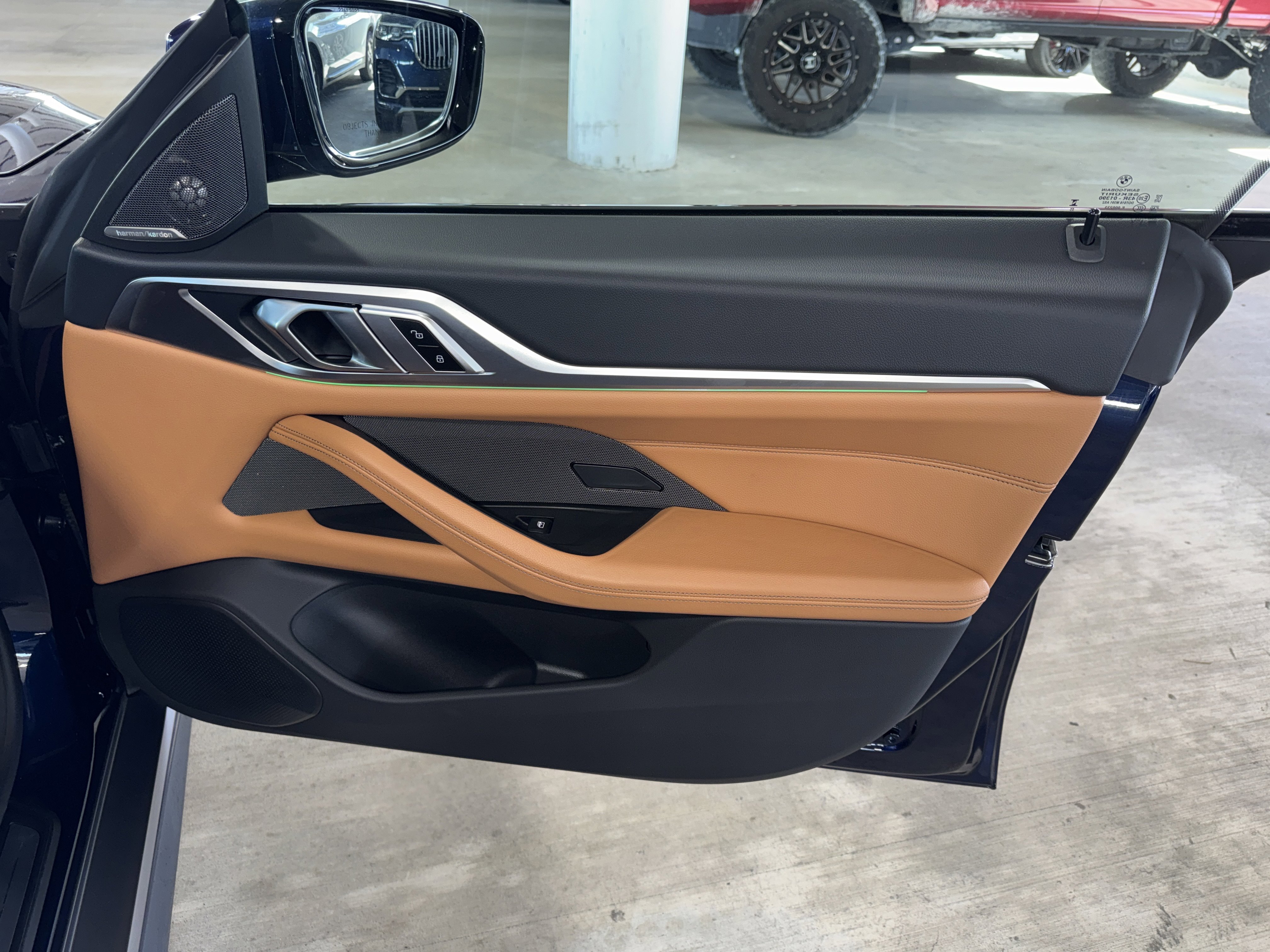 Used 2023 BMW i4 eDrive35 image 9