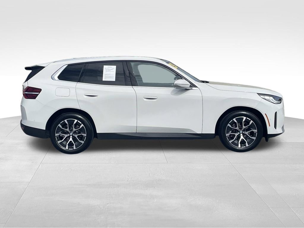 Used 2025 BMW X3 xDrive30i w/ Convenience Package image 2
