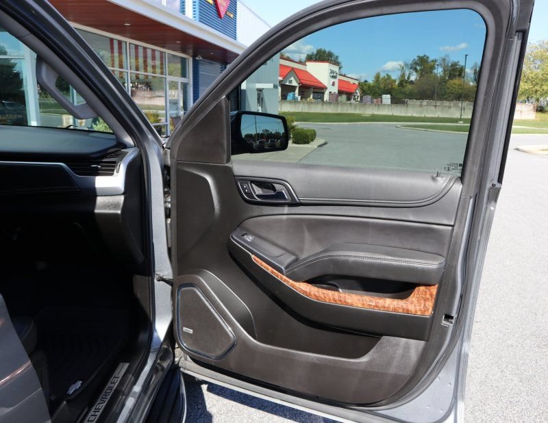 Used 2019 Chevrolet Tahoe Premier AWD/4WD image 26