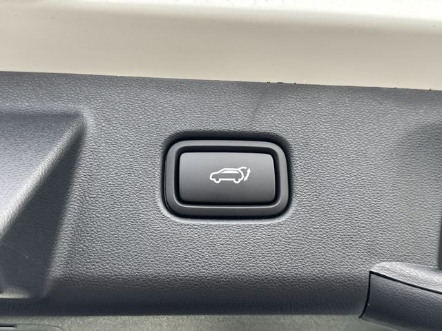 New 2026 Hyundai Tucson Limited image 15