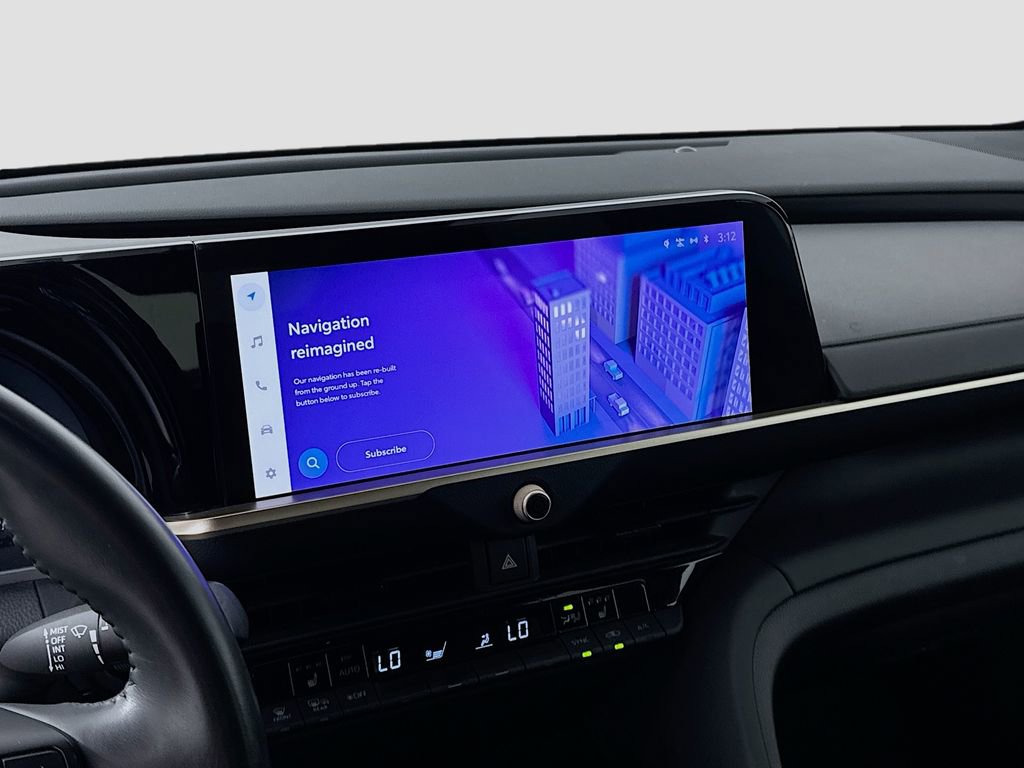 Used 2023 Toyota Crown XLE image 13