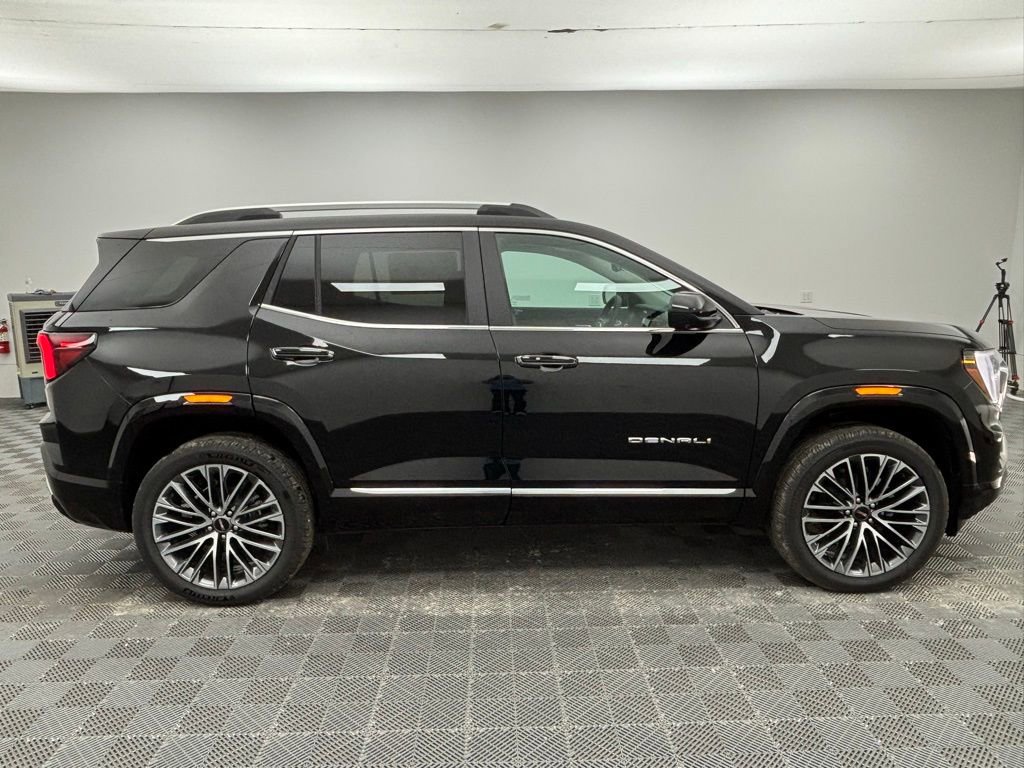 New 2026 GMC Terrain Denali w/ LPO, Floor Liner Package image 7