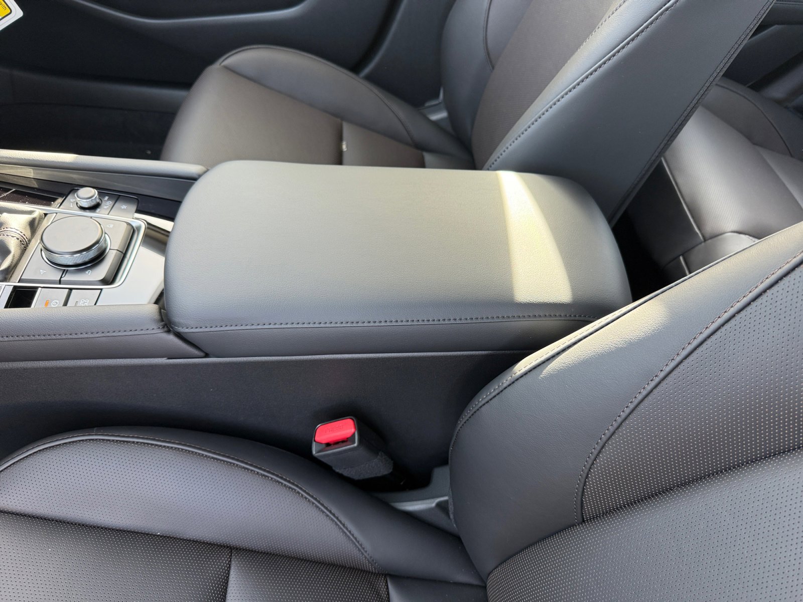 New 2026 MAZDA MAZDA3 2.5 Turbo Premium Plus image 14