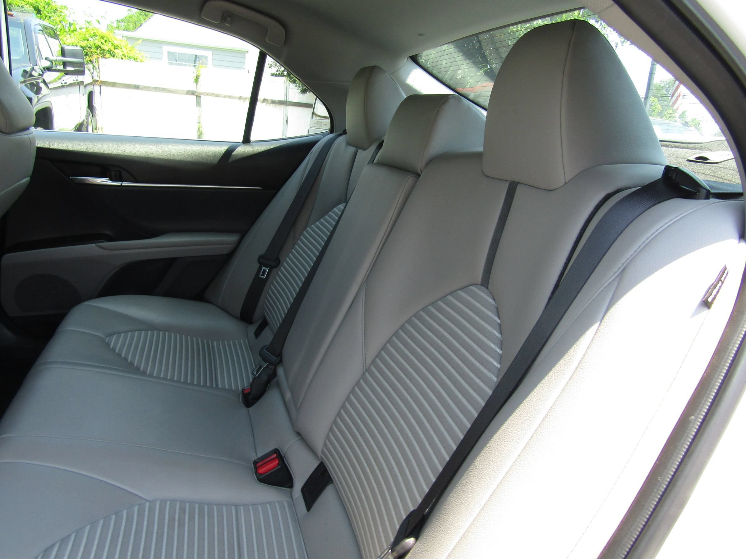 Used 2023 Toyota Camry SE FWD image 16