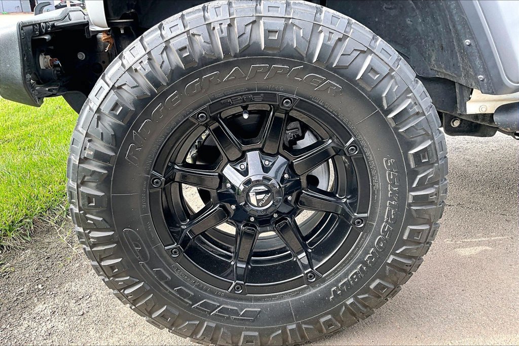 Used 2019 Jeep Wrangler Unlimited Sport S AWD/4WD image 9